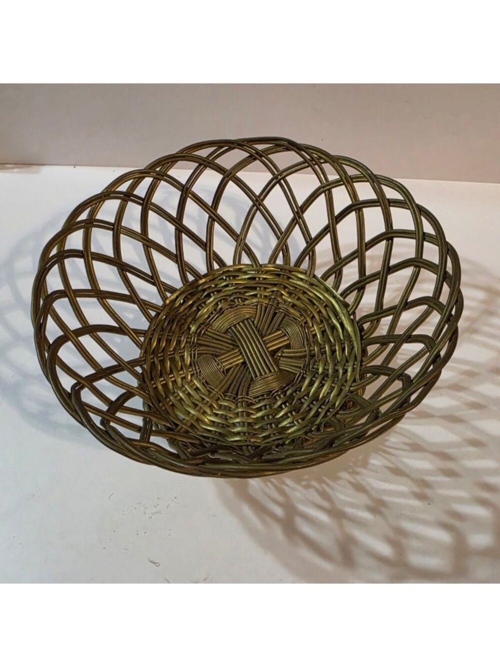 Vtg Woven Brass Wire Basket Small Lattice Trinket Bowl Catchall Boho 3x6 MCM